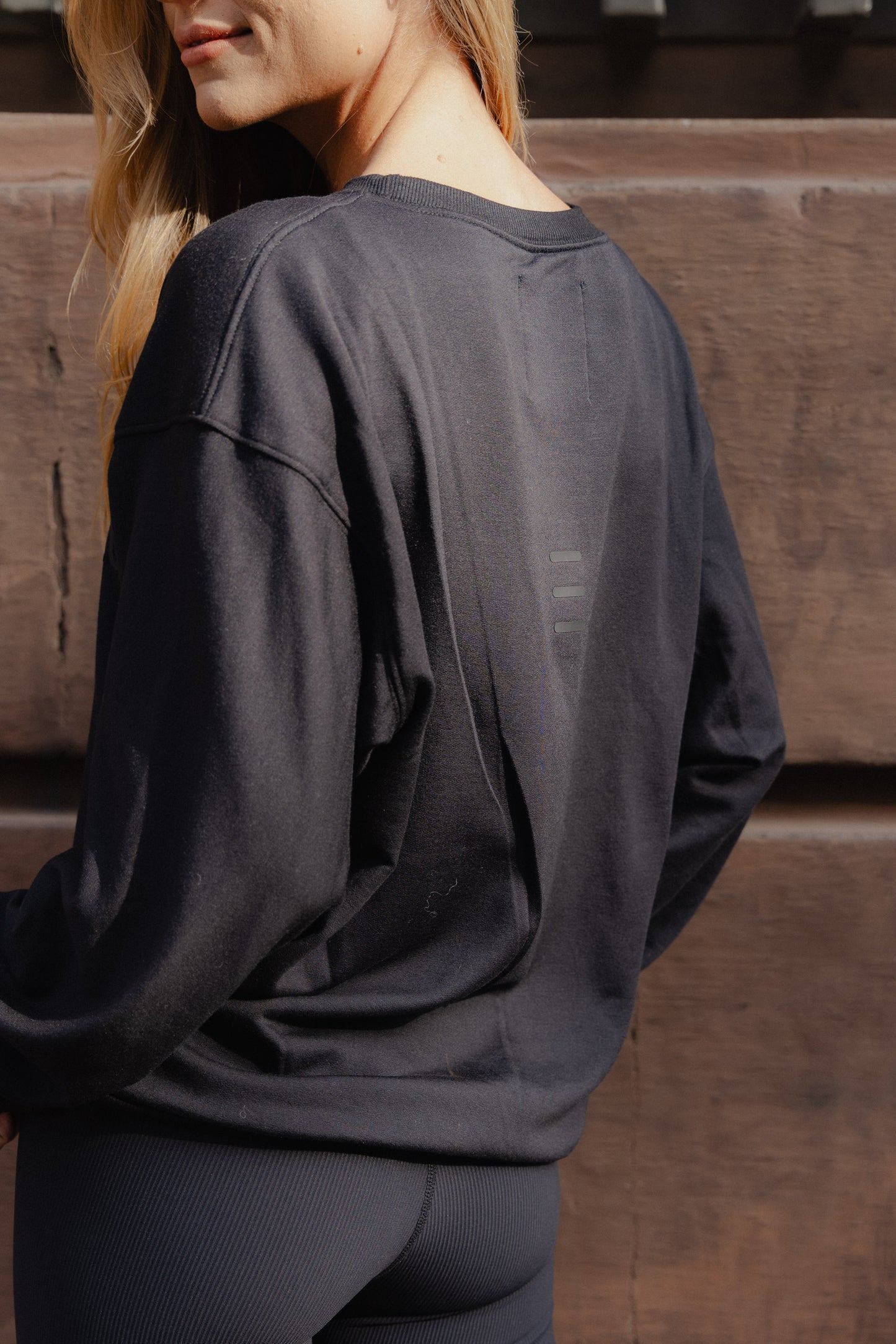 OVERSIZED SWEATSHIRT