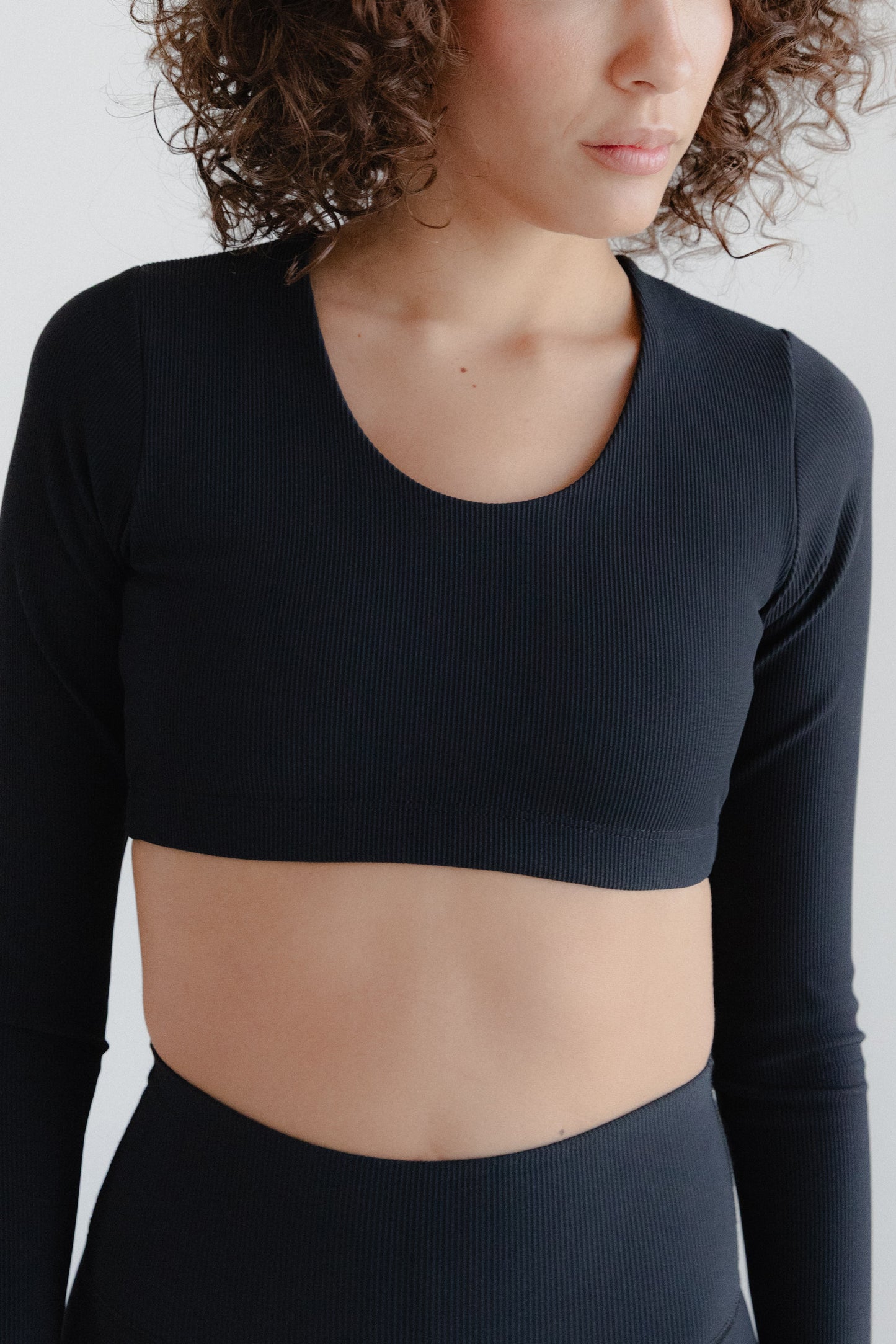 LONG SLEEVE RIBBED TOP