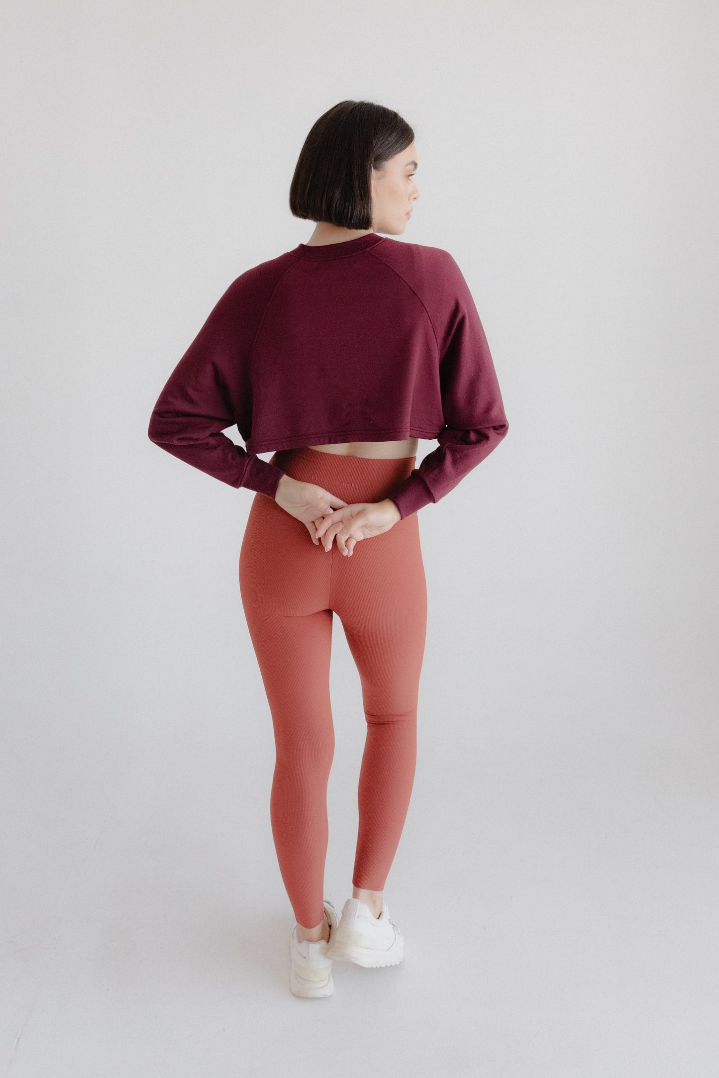 COMFY CROP SWEATSHIRT